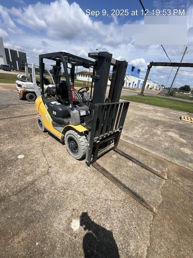 2022 KOMATSU FG25T-16