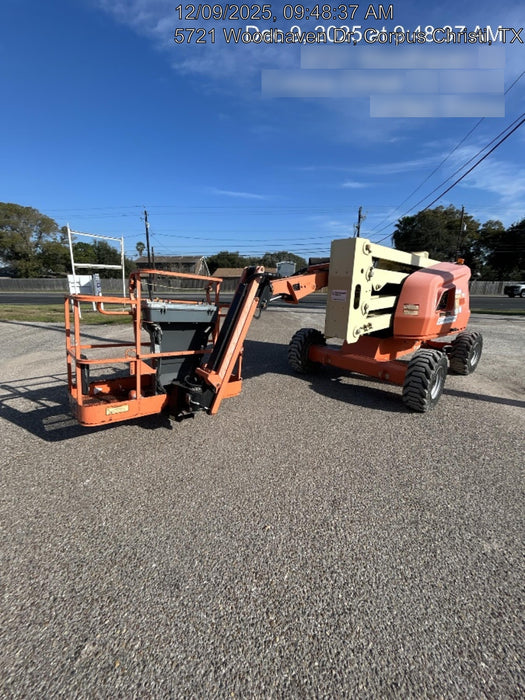 2019 JLG 450AJ