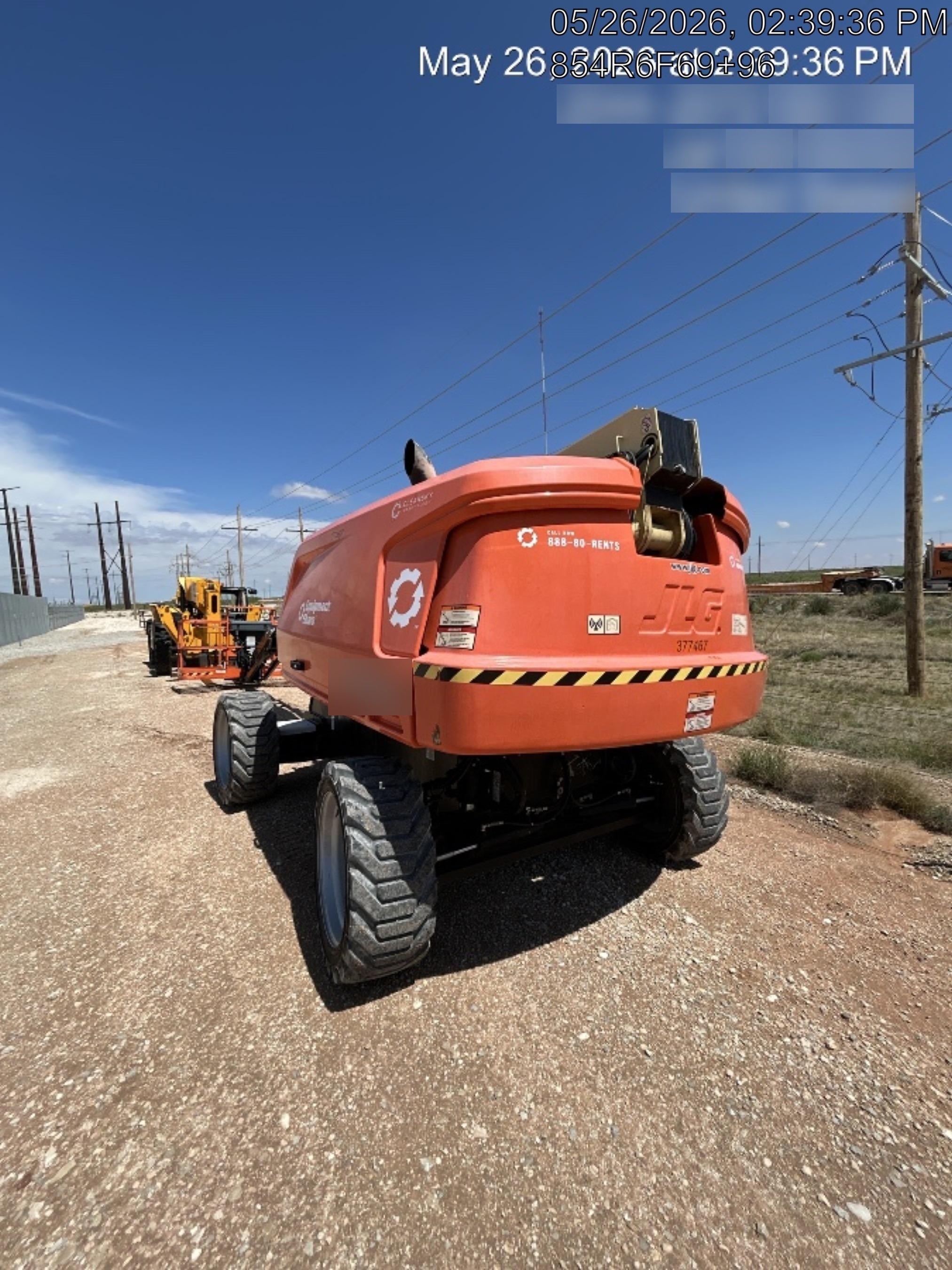 2023 JLG 660SJ