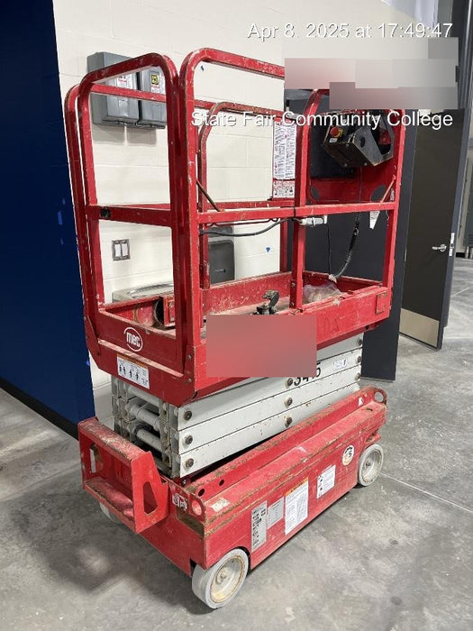 2017 MEC 1330SE MEC 1330SE Scissor Lift