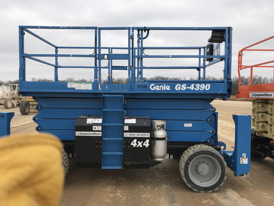 2018 GENIE GS-4390 RT