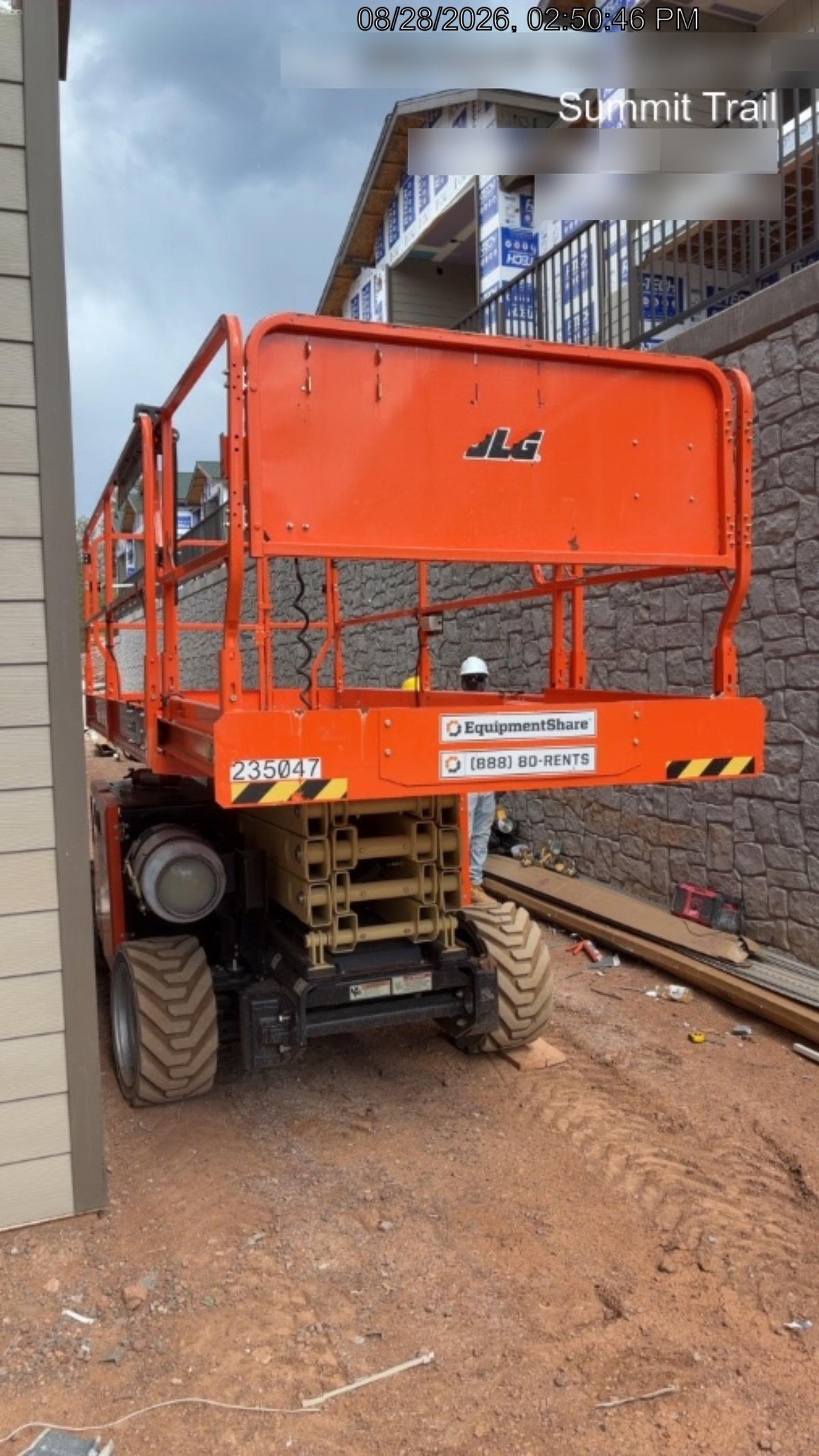 2022 JLG RT4069