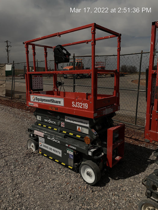 2021 SKYJACK SJ3219