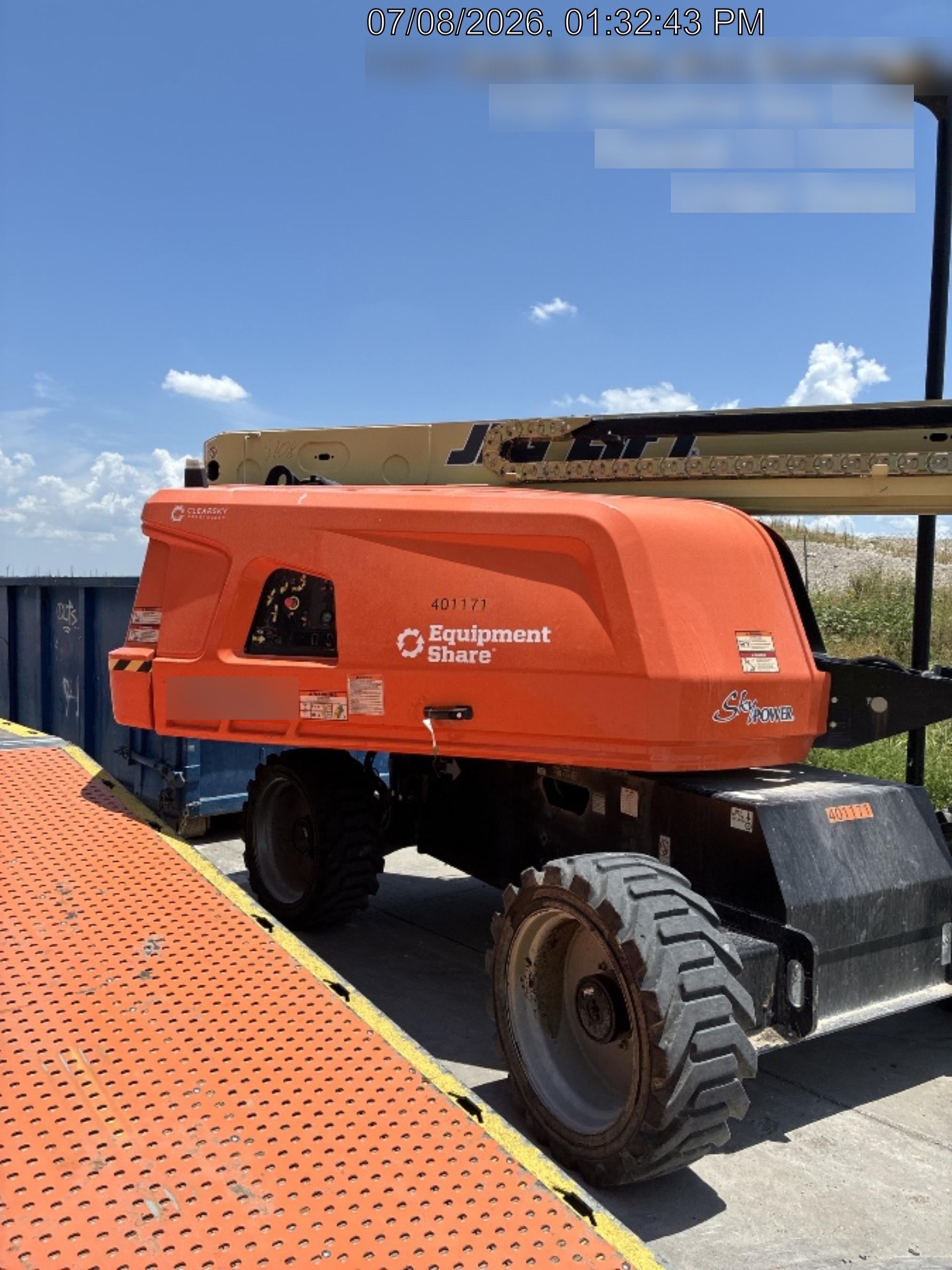 2024 JLG 660SJ