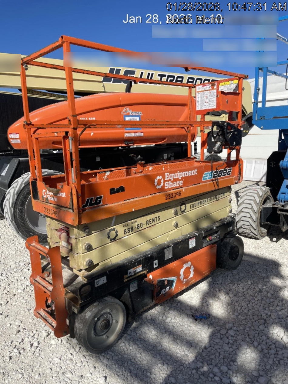 2022 JLG ES2632