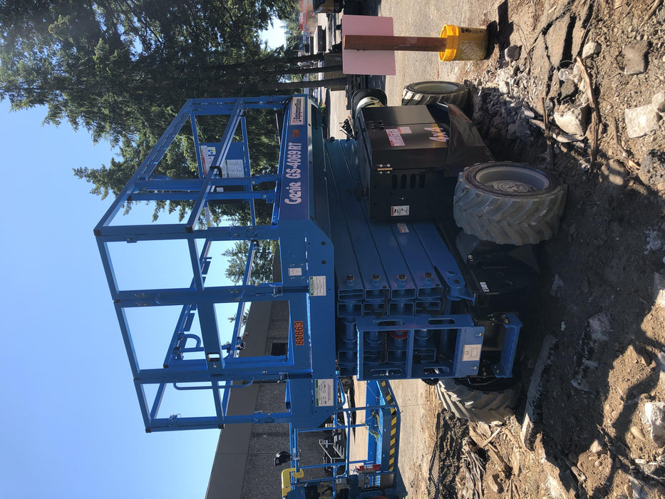 2020 GENIE GS-4069 RT
