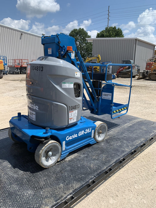 2020 GENIE GR-26J