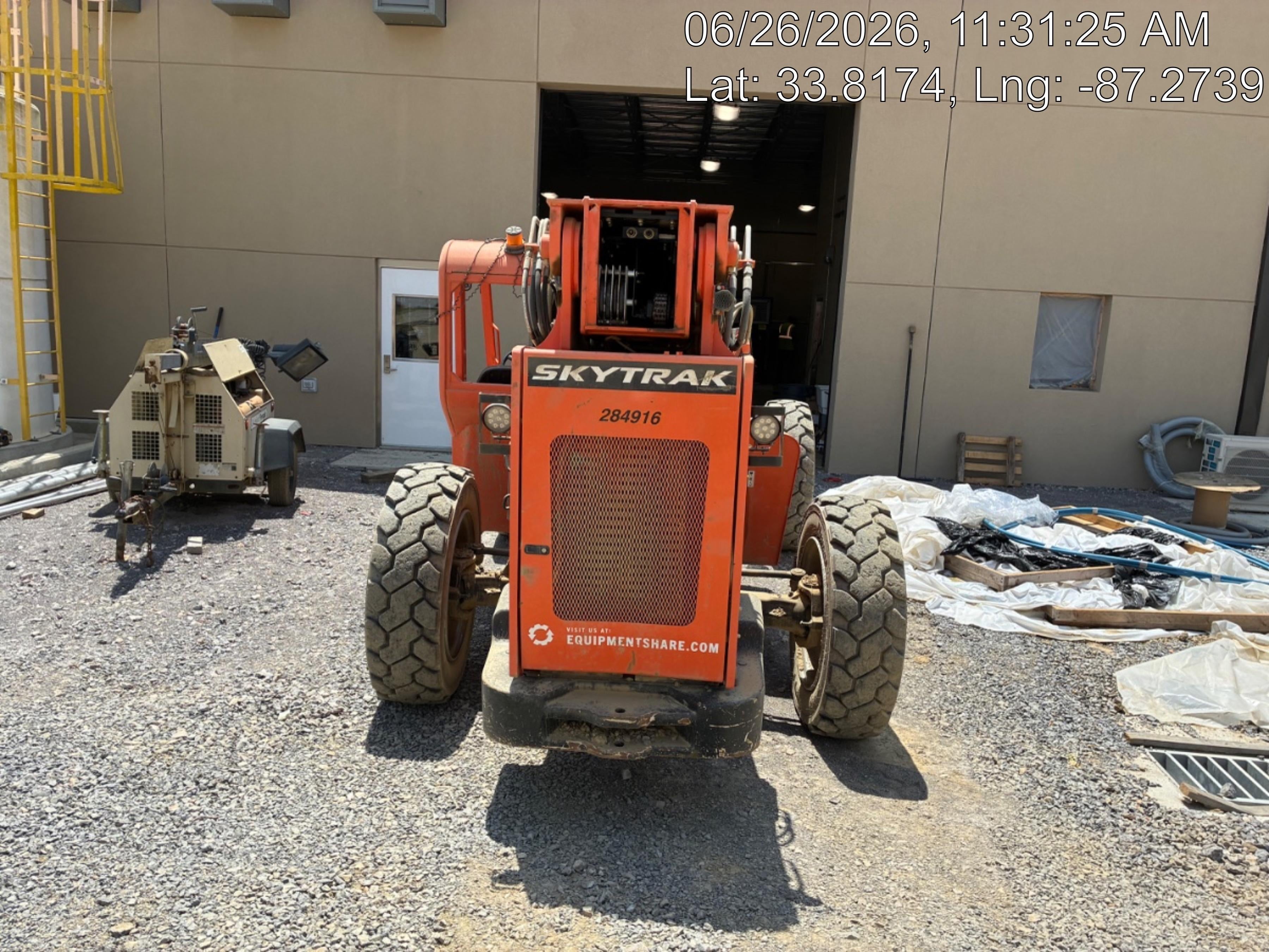 2022 SKYTRAK 8042