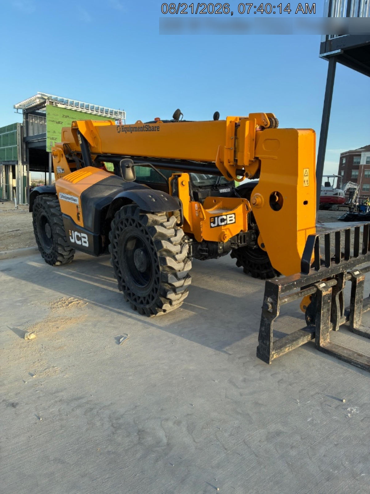 2023 JCB 509-42