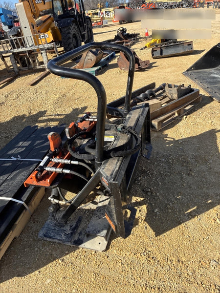 2025 L&C ENTERPRISES-USA, INC. (DBA: DELTA FENCE & CONSTRUCTION) LOBO EXTREME - Post Puller