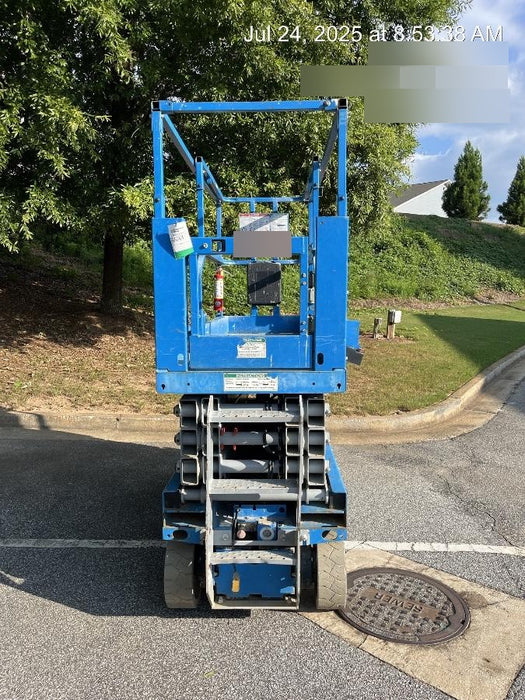 2020 Genie GS-2632 Standard, Folding half height swing gate