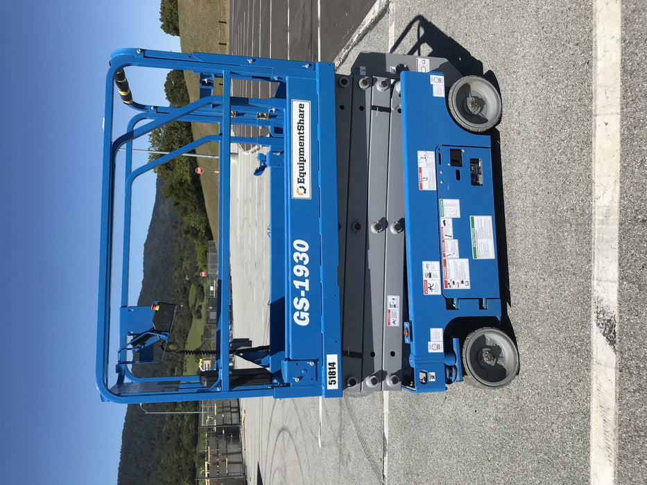 2019 Genie GS-1930 Half Height Swing Gate, 800W Inverter