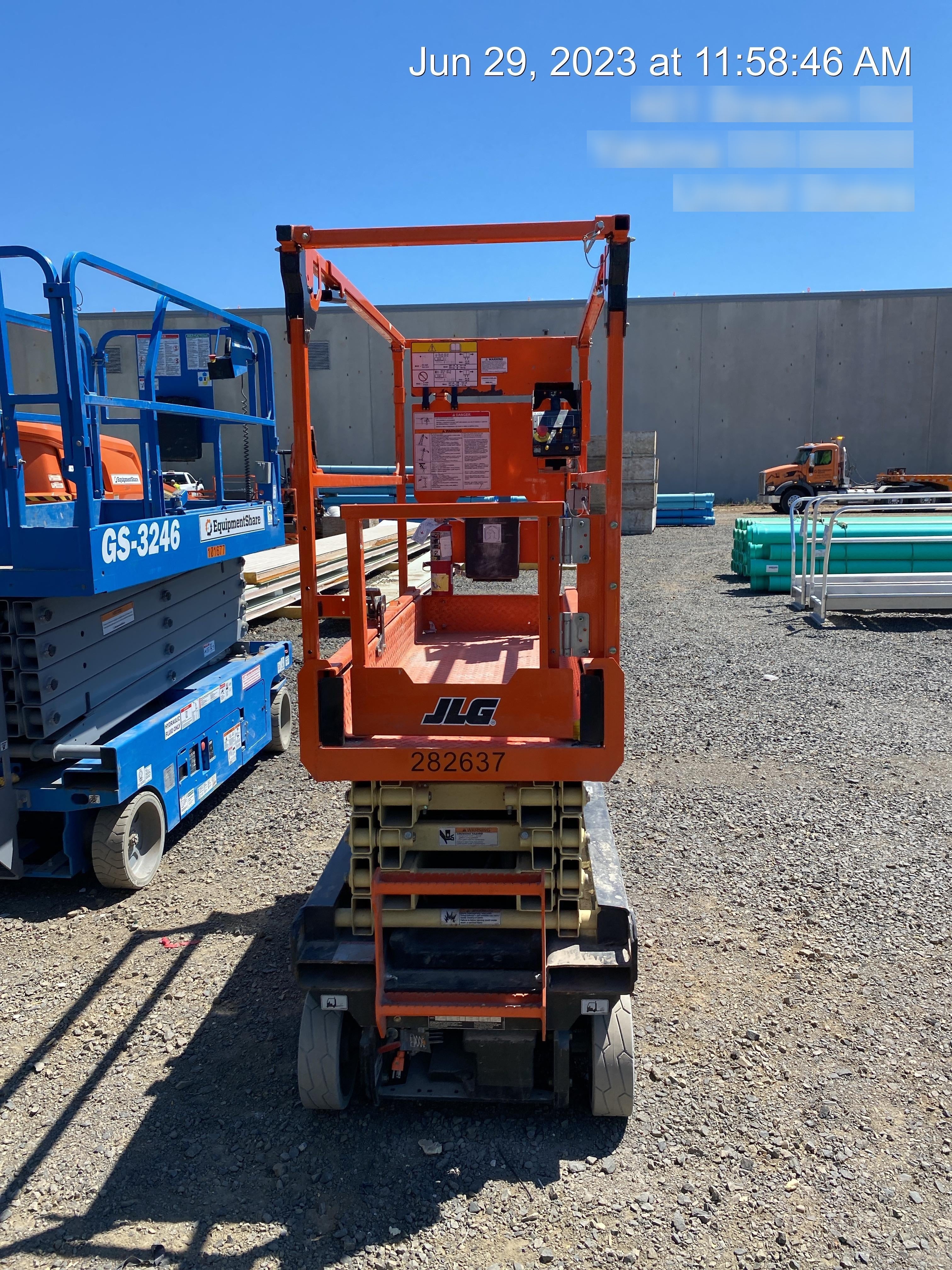 2022 JLG ES1932