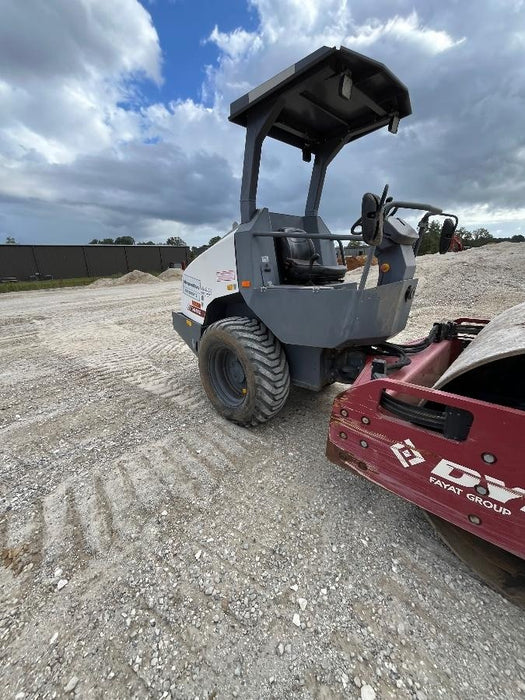 2020 DYNAPAC CA1400D