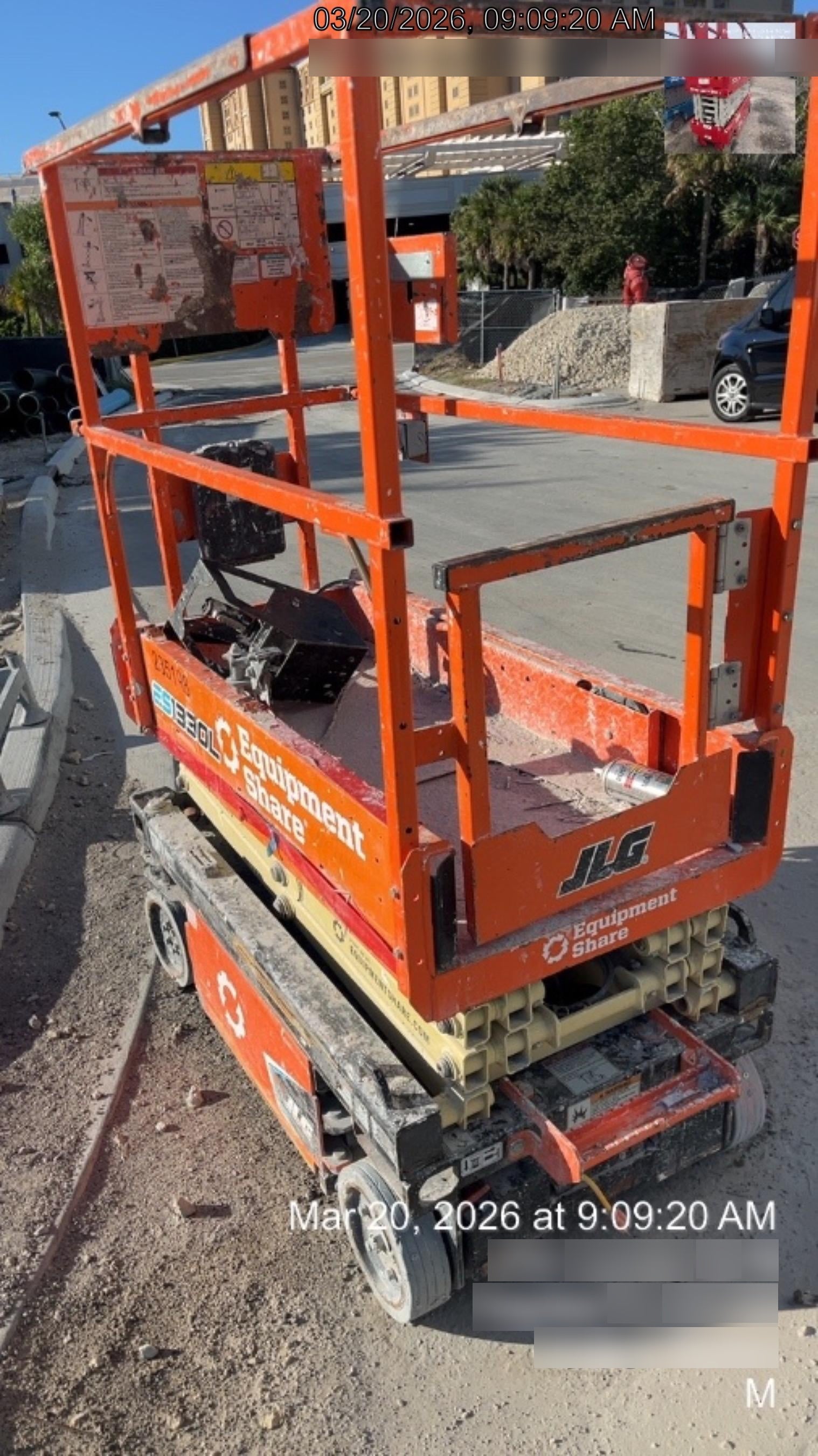 2022 JLG ES1330L