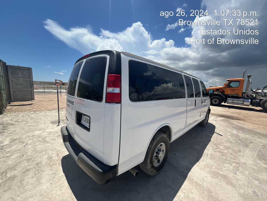 2023 CHEVROLET Express Van - Rental