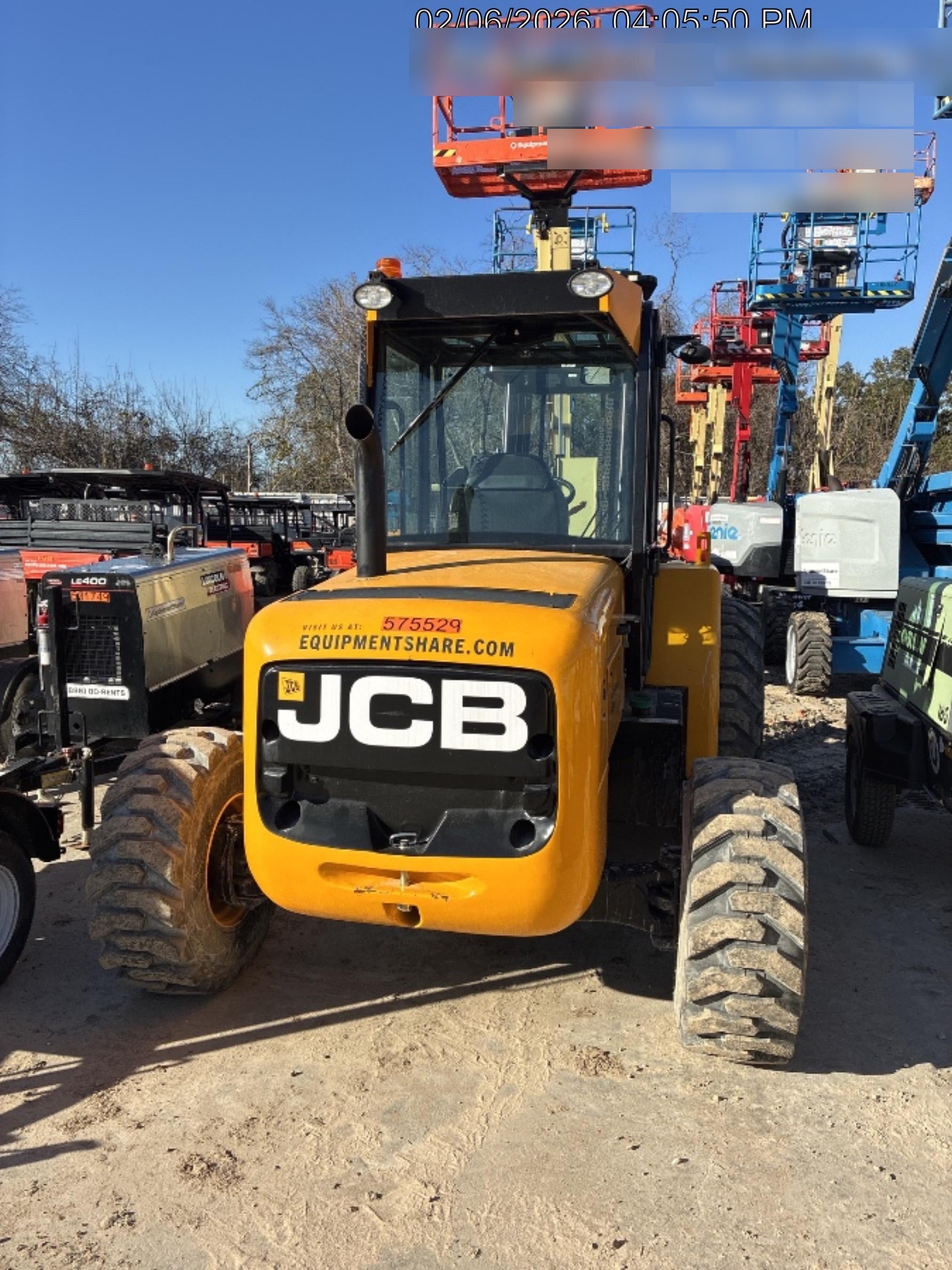 2025 JCB 930-4