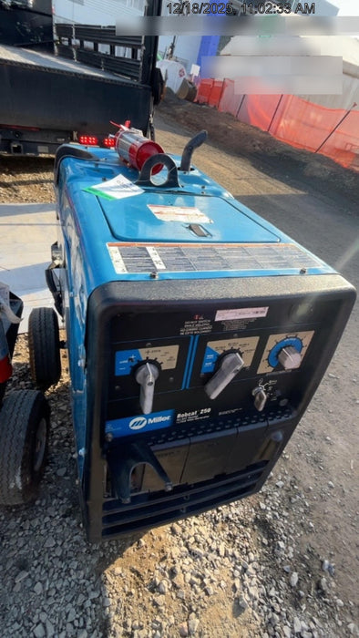 2019 Miller Electric BOBCAT 250 951600 PKG-250 amp Propane Welder, Standard w/Running Gear, Bracket, Hose"250 amp Propane Welder, Standard w/Running Gear, Bracket, Hose