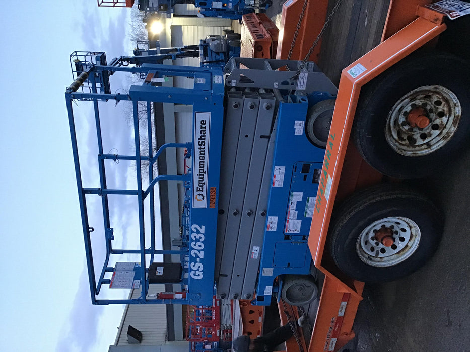 2020 Genie GS-2632 Solid NM Tires, Folding Rails with Half-Height Swing Gate, Beacon