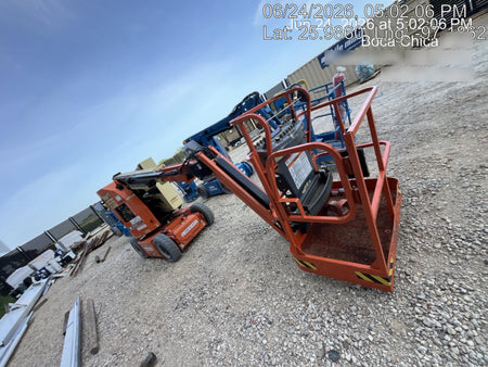 2021 JLG E300AJP