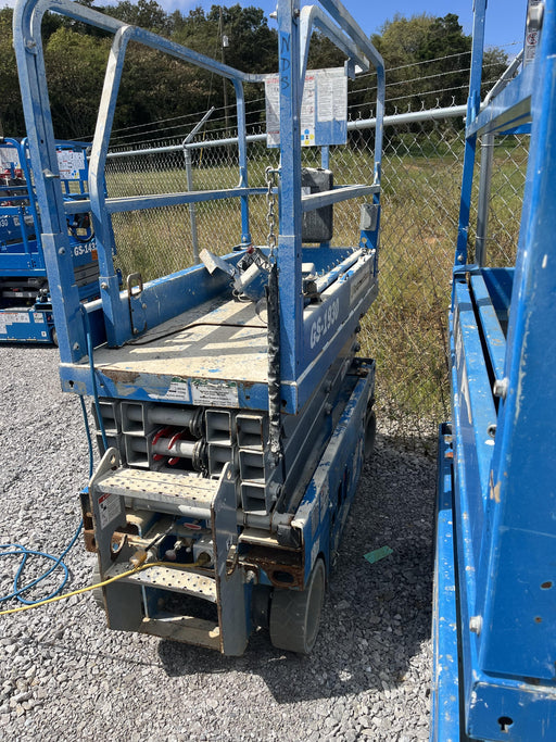 2019 Genie GS-1930 Fixed rails with chain Entry