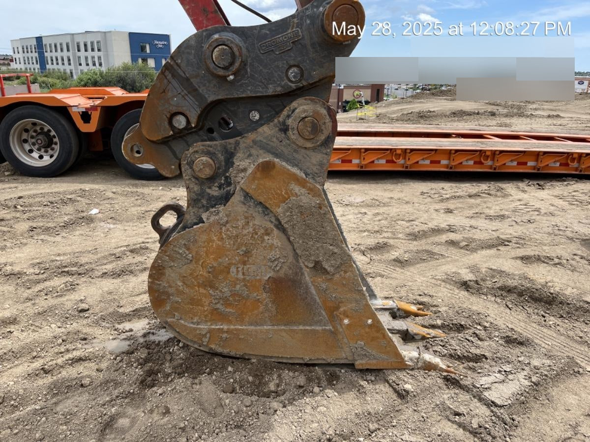 2019 DOOSAN 24" Excavator Bucket