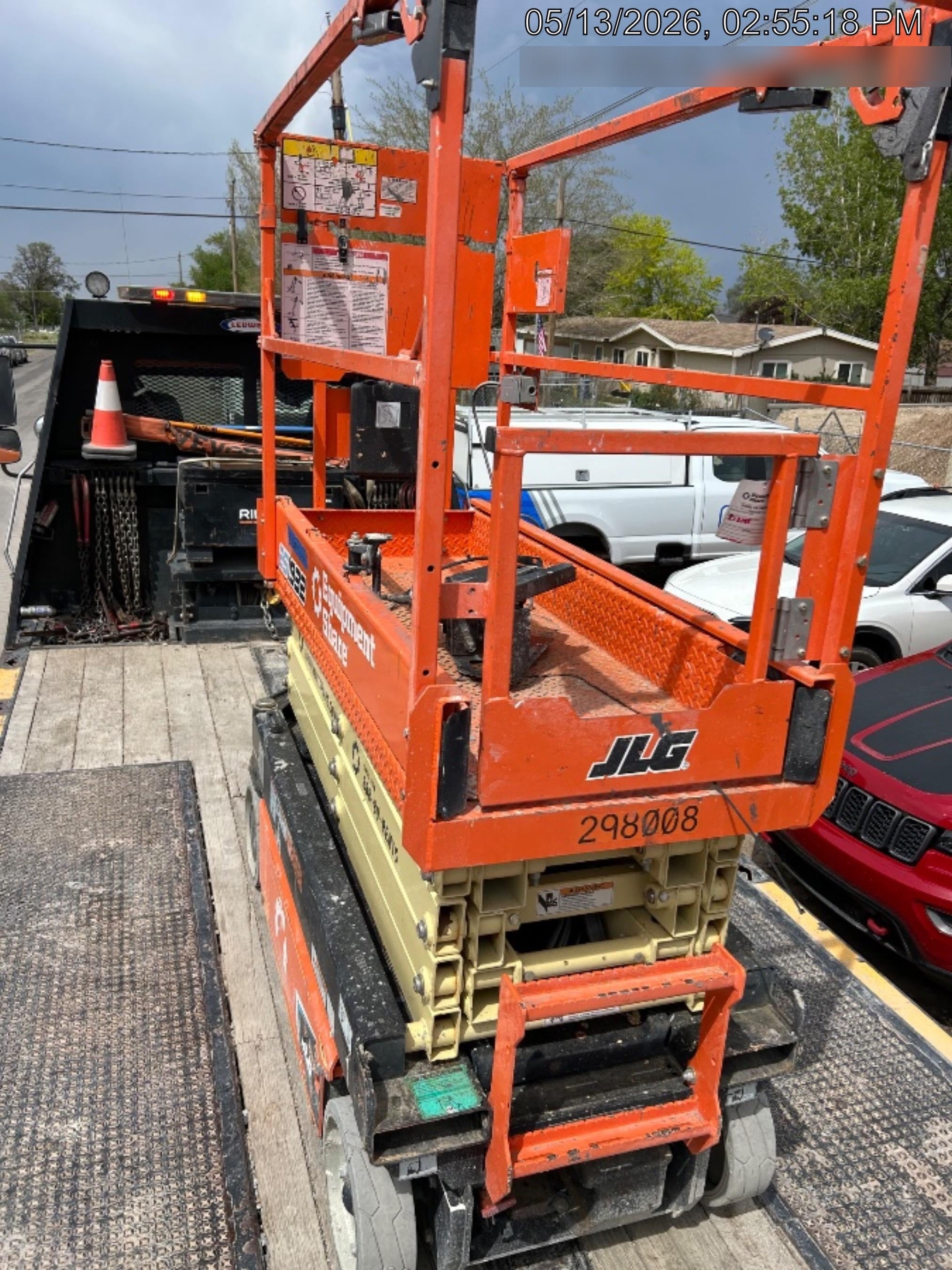 2023 JLG ES1932