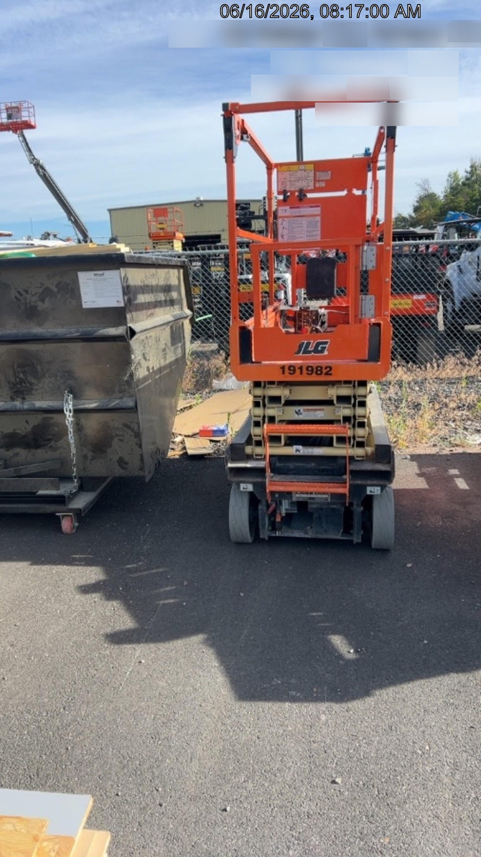 2021 JLG ES1932