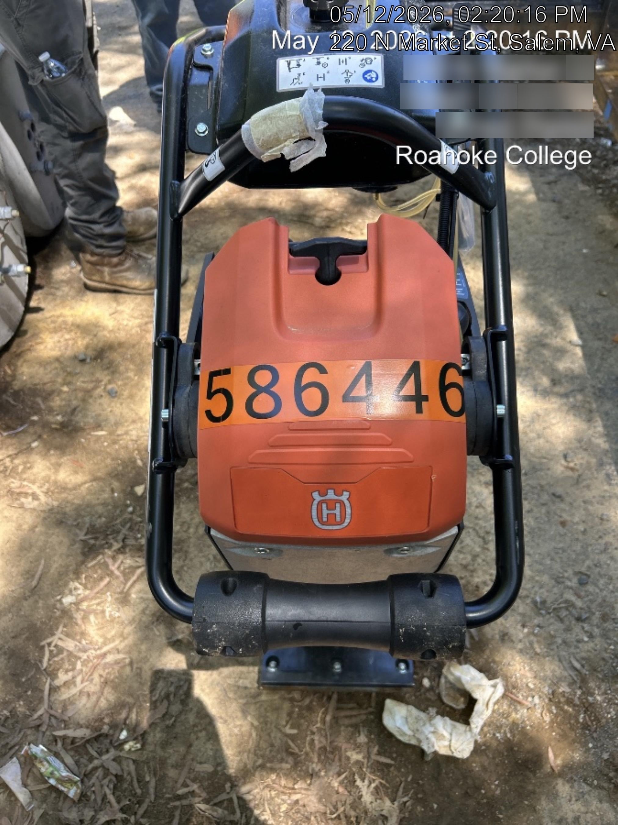 2025 HUSQVARNA LT6005
