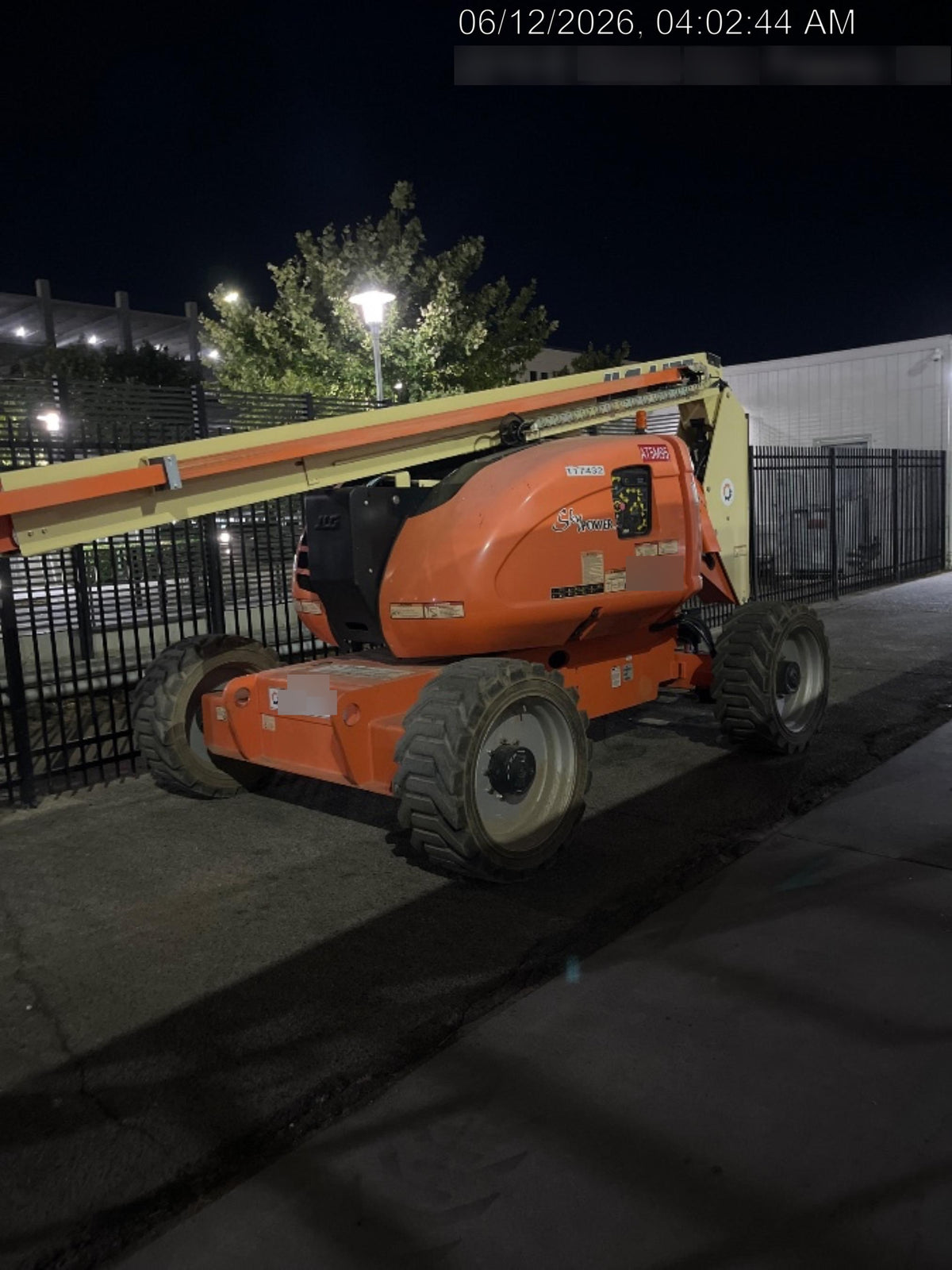2021 JLG 600AJ