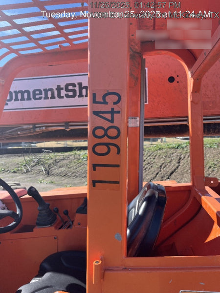 2021 SKYTRAK 8042