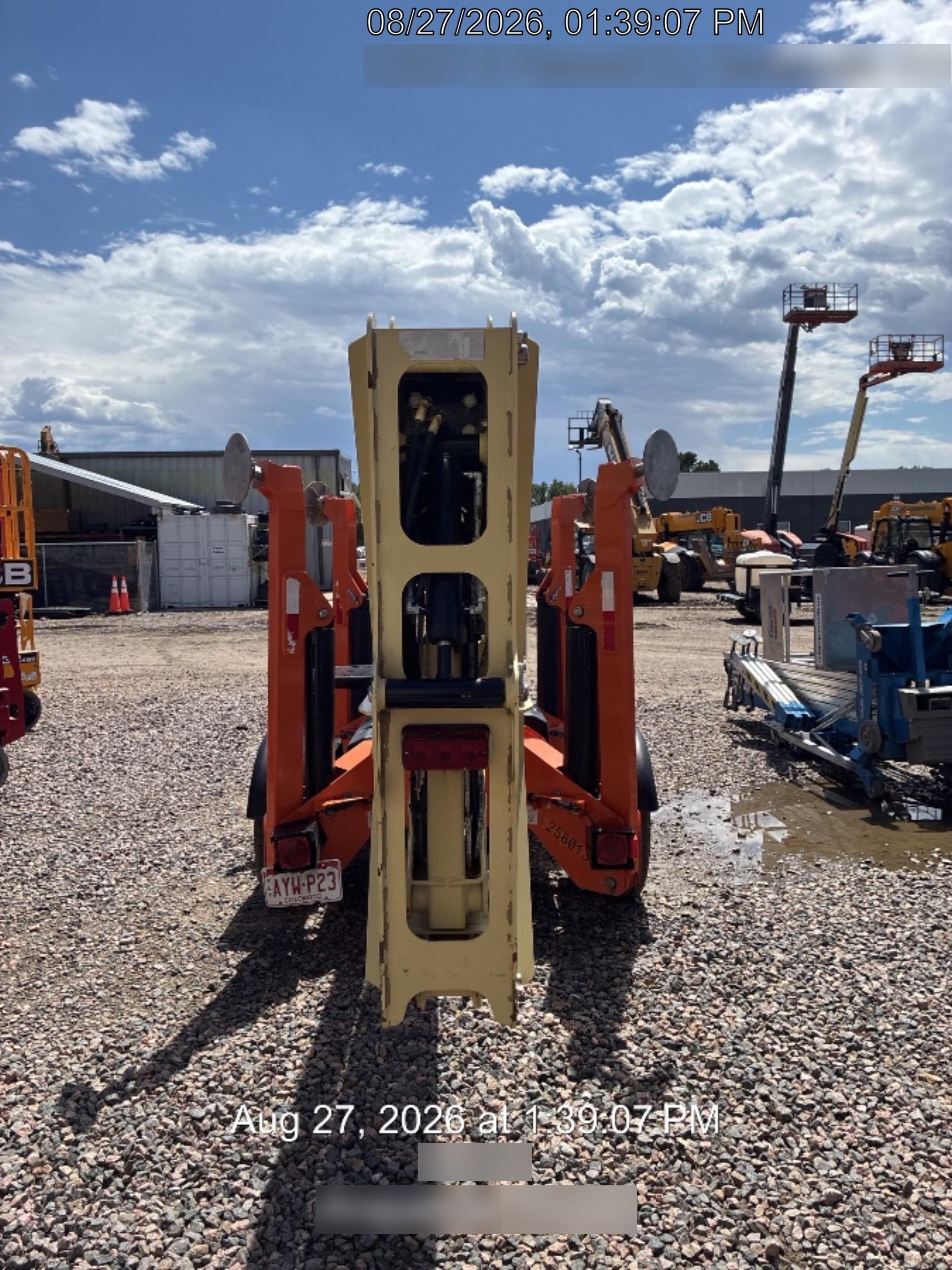 2022 JLG T500J