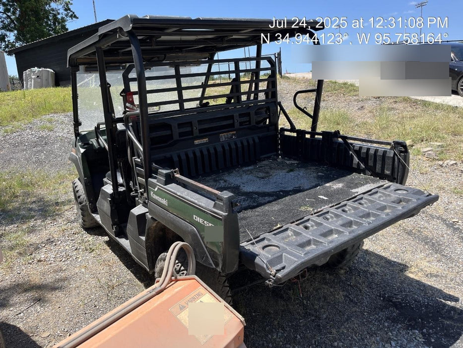 Kawasaki Mule PRO-DXT Kawasaki Mule 4x4 Diesel UTV w/Hard Top, Windshield, Beacon, Backup Alarm, ES Keypad/Hardware Installed