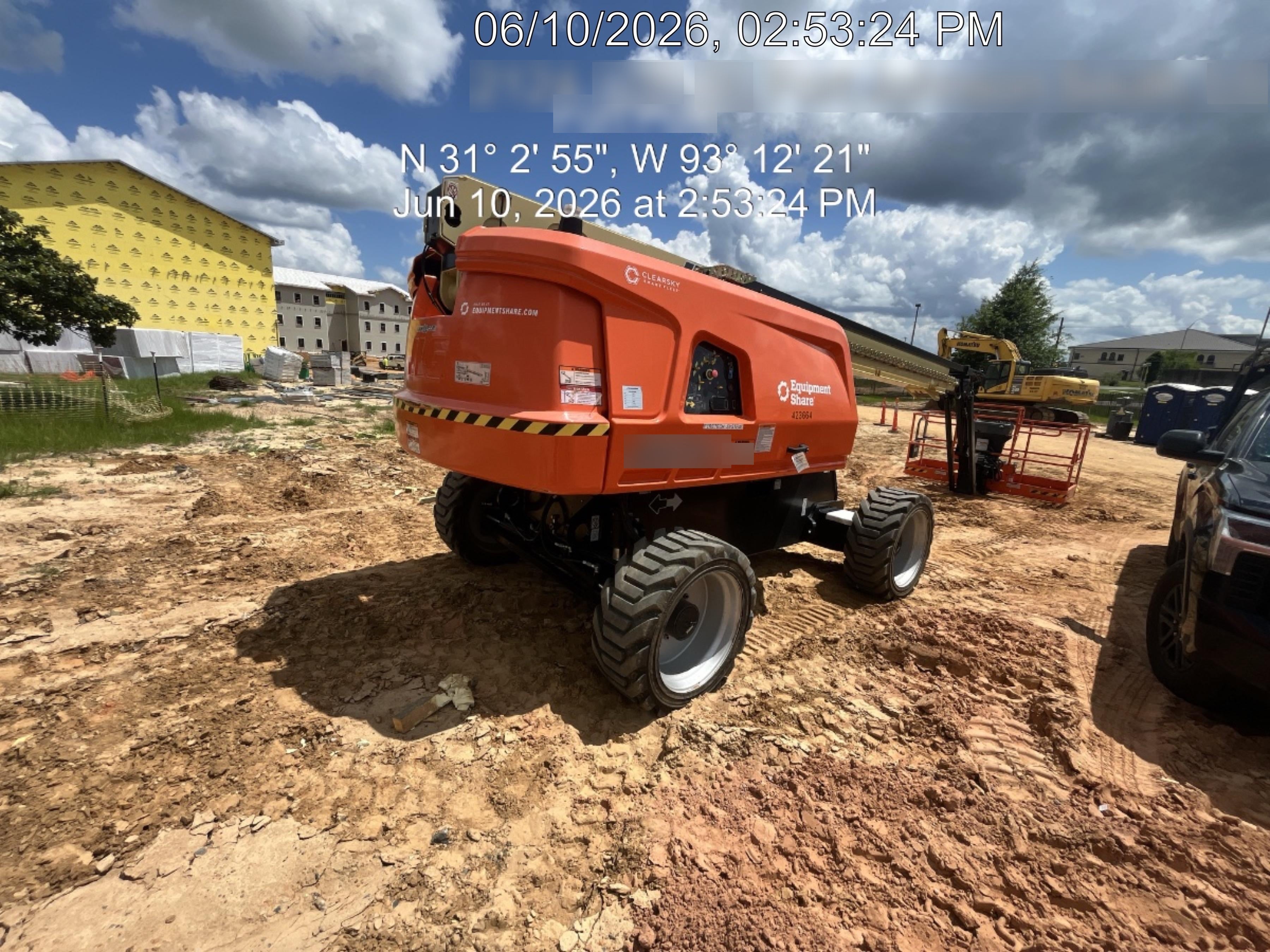 2024 JLG 660SJ