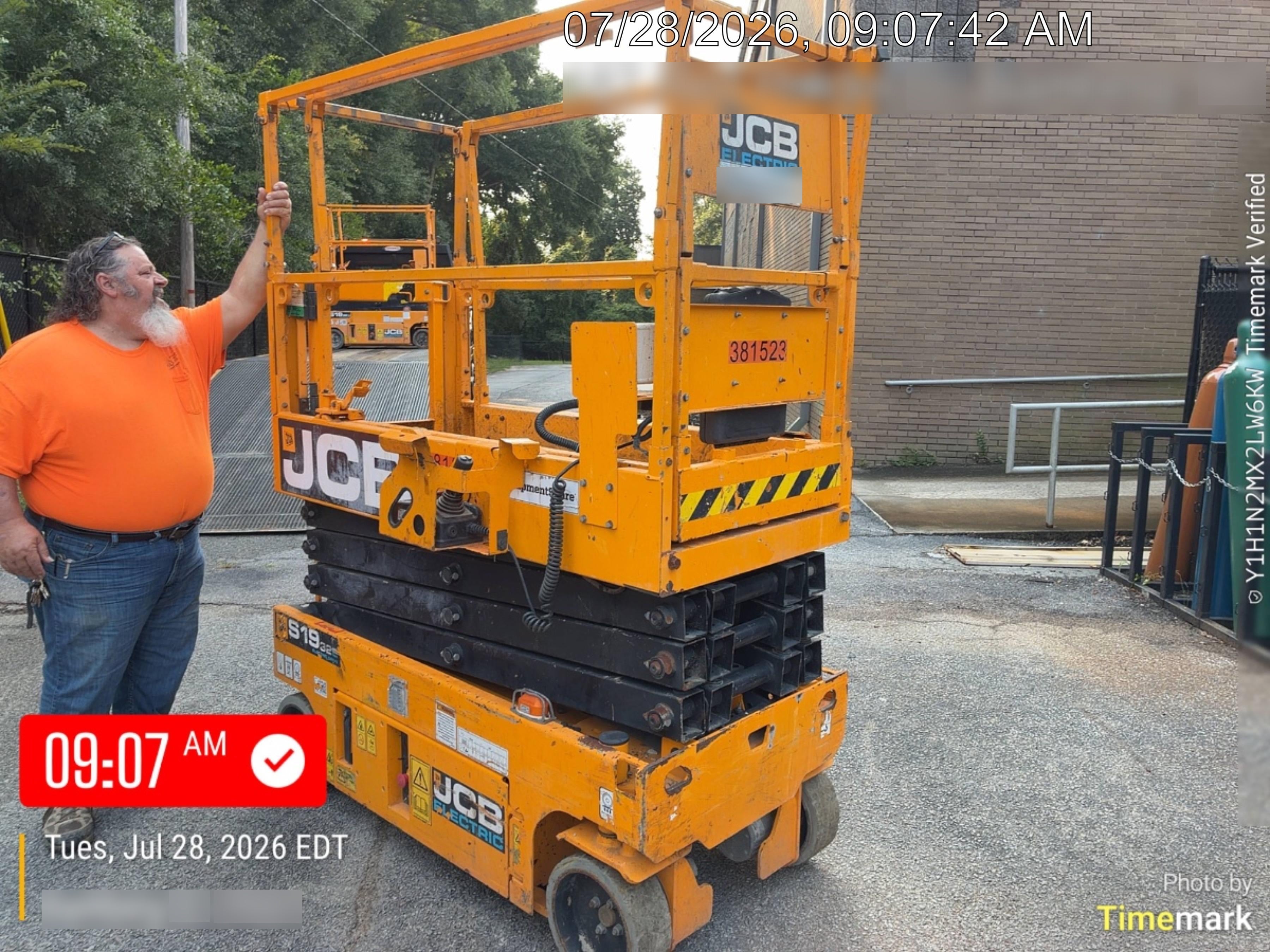 2024 JCB S1932E