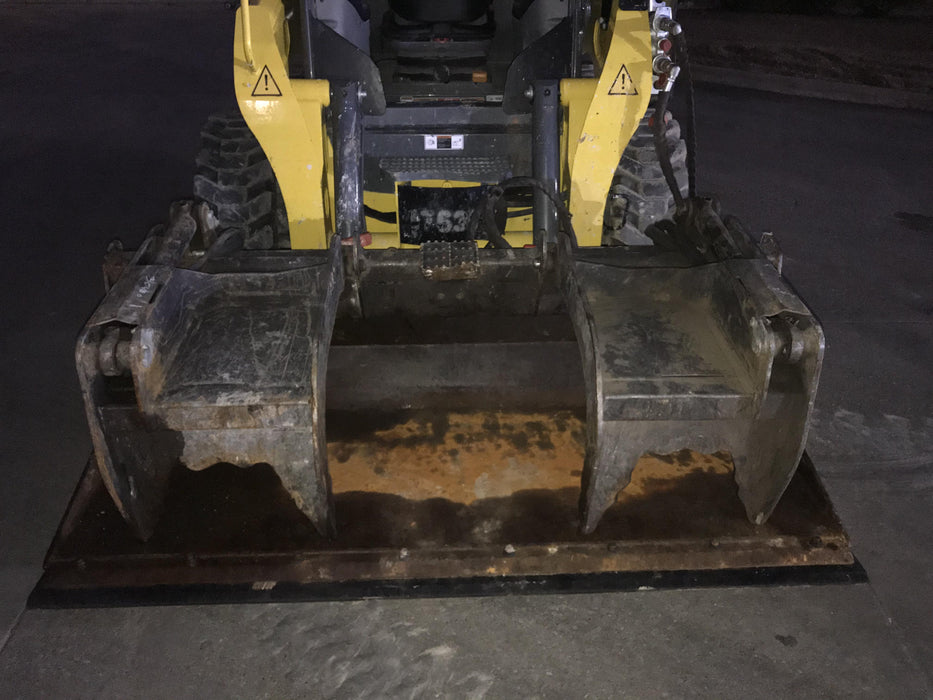 2018 PALADIN 76" Scrap Grapple Bucket - Paladin