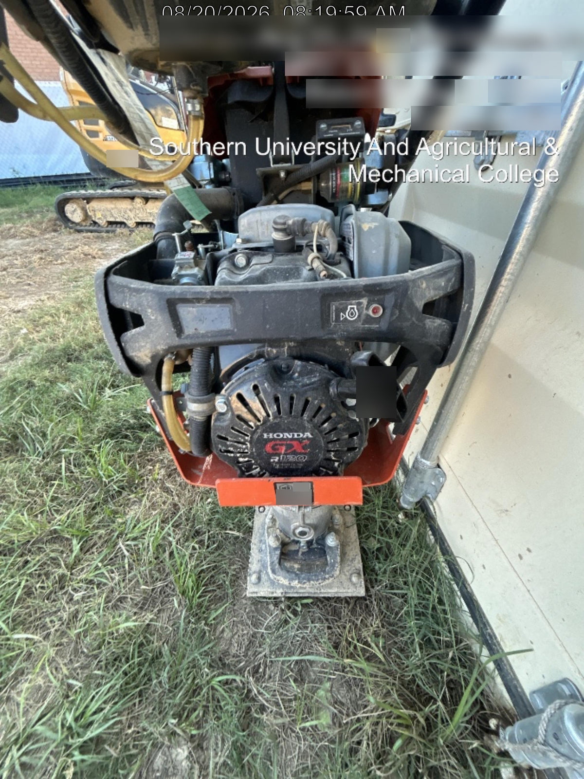 2025 HUSQVARNA LT6005