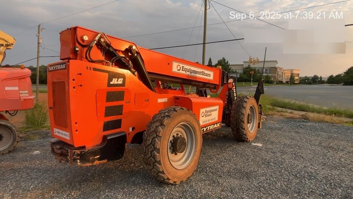 2021 SKYTRAK 10054