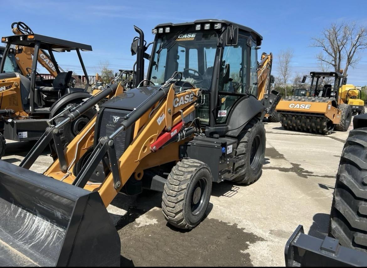 2024 CASE 580SV