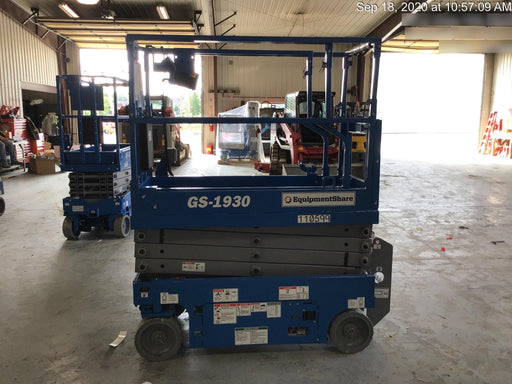 2020 Genie GS-1930 Solid Non Marking Tires, Beacon, Folding rails with half height swing gate, 800W Inverter
