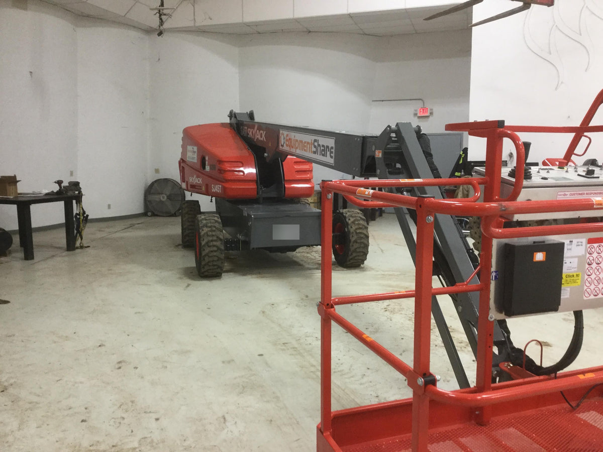 2017 SKYJACK SJ45T+