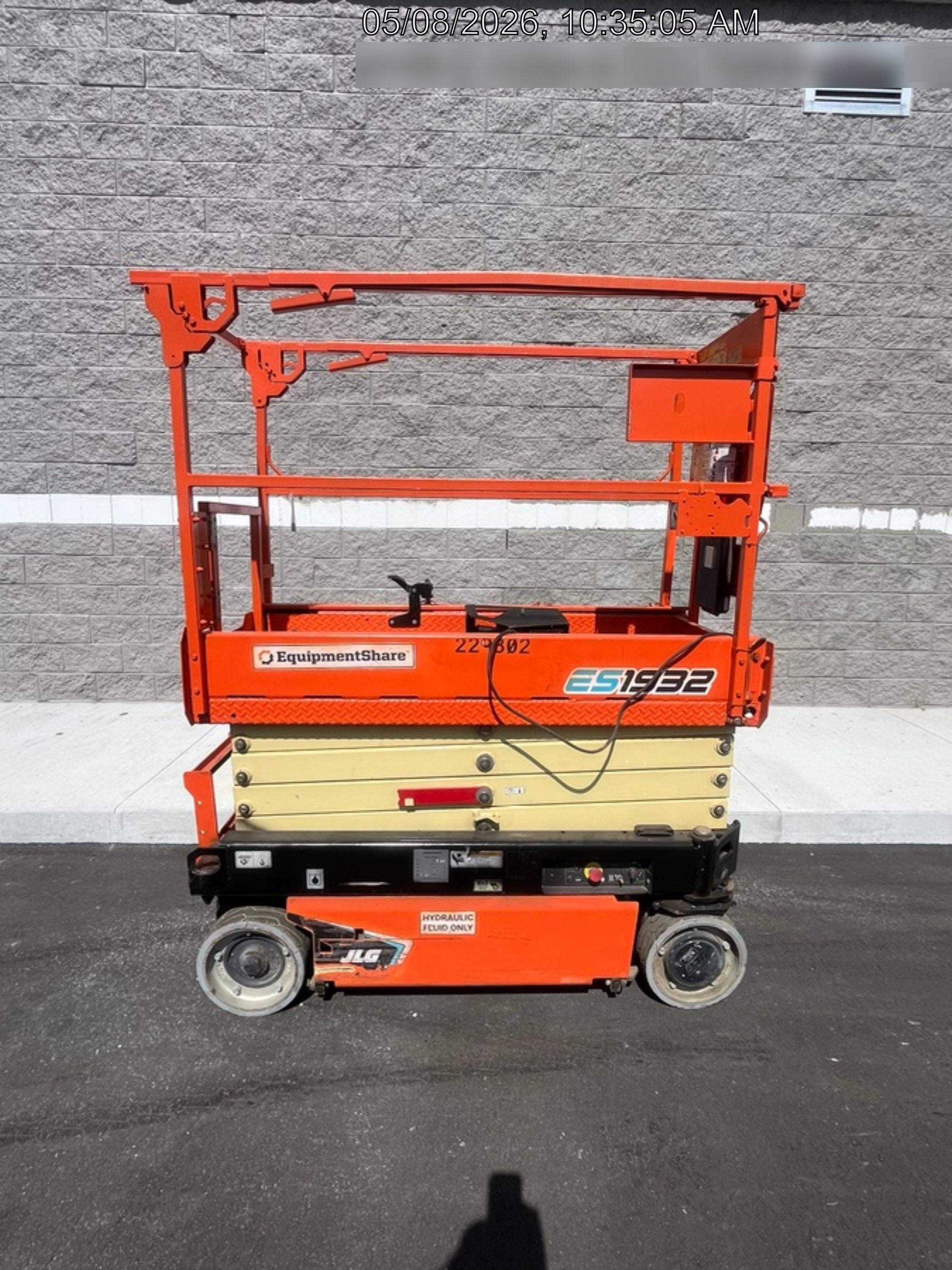 2022 JLG ES1932