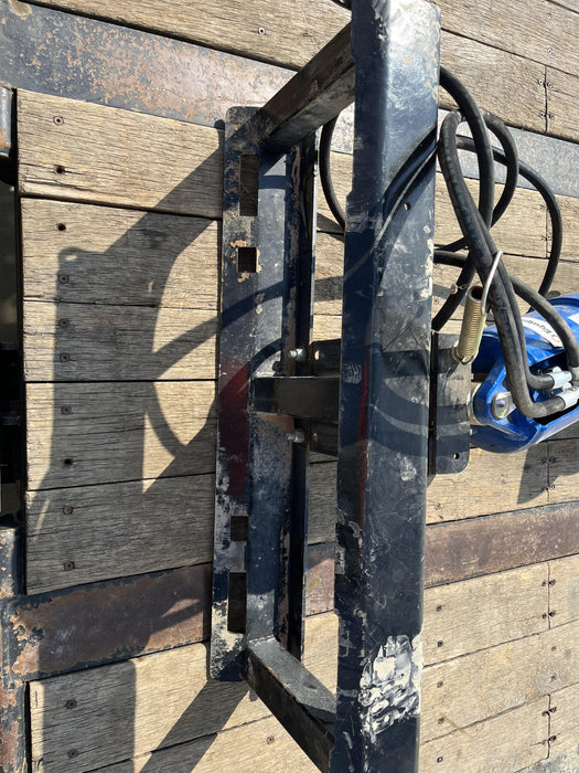 2023 AUGER TORQUE 3300-30