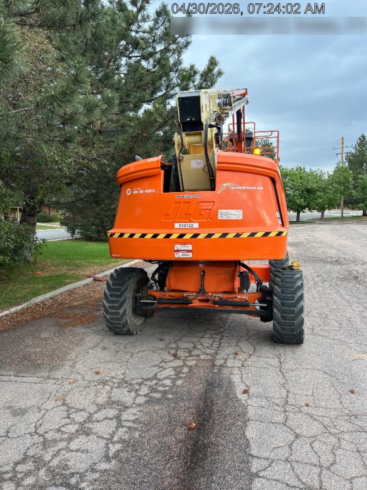 2023 JLG 660SJ