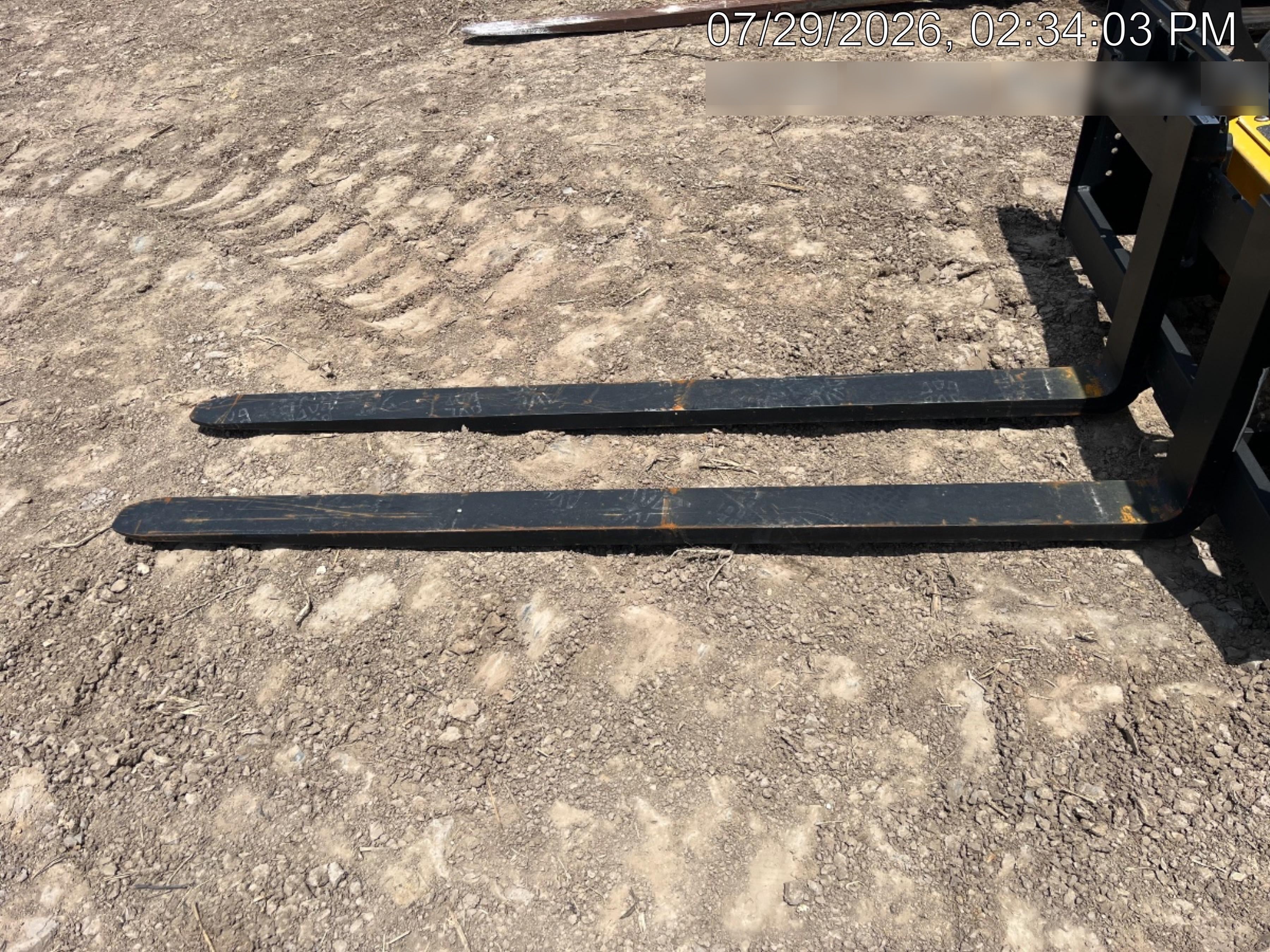 2026 ARROW MATERIAL HANDLING 72" Pallet Forks - Arrow