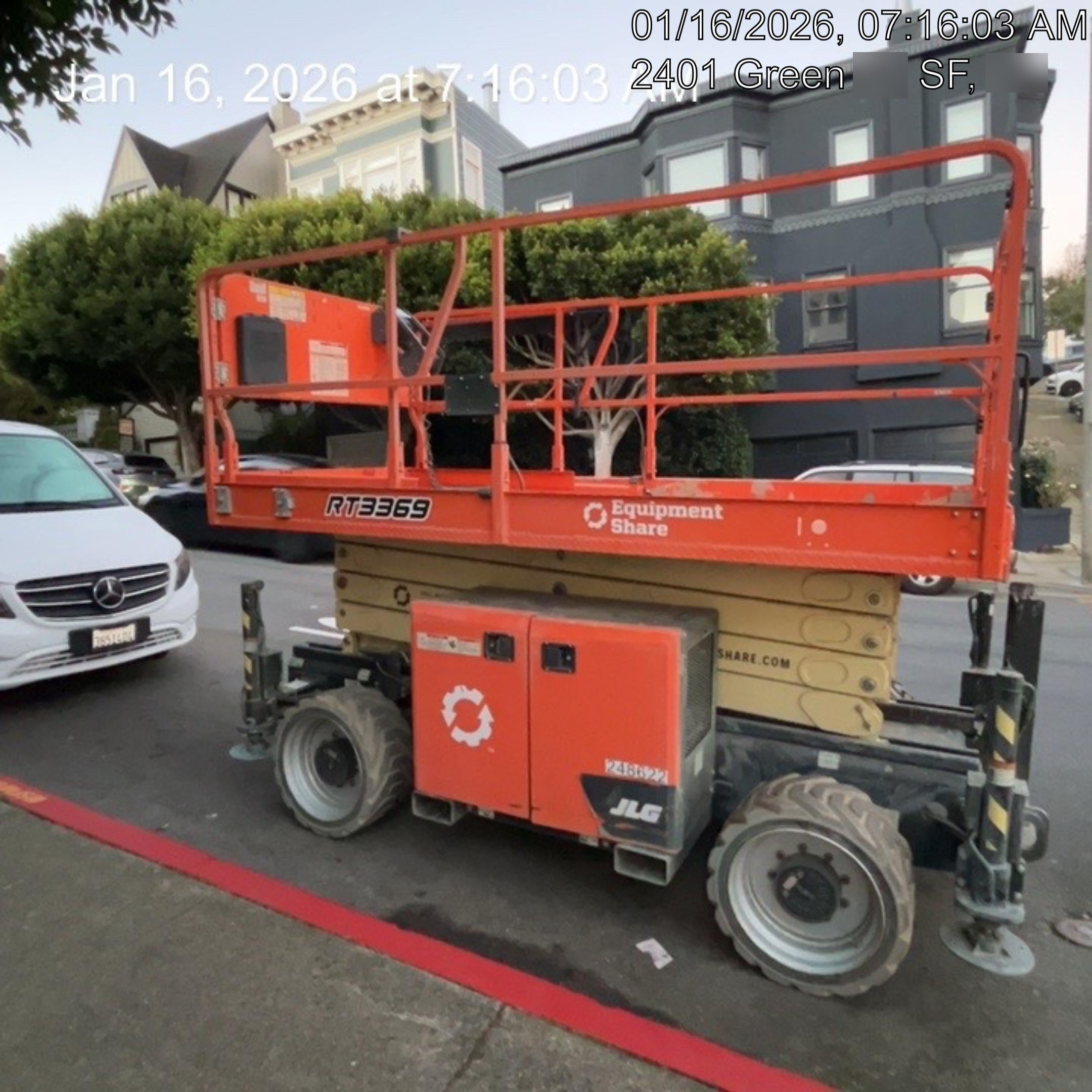 2022 JLG RT3369