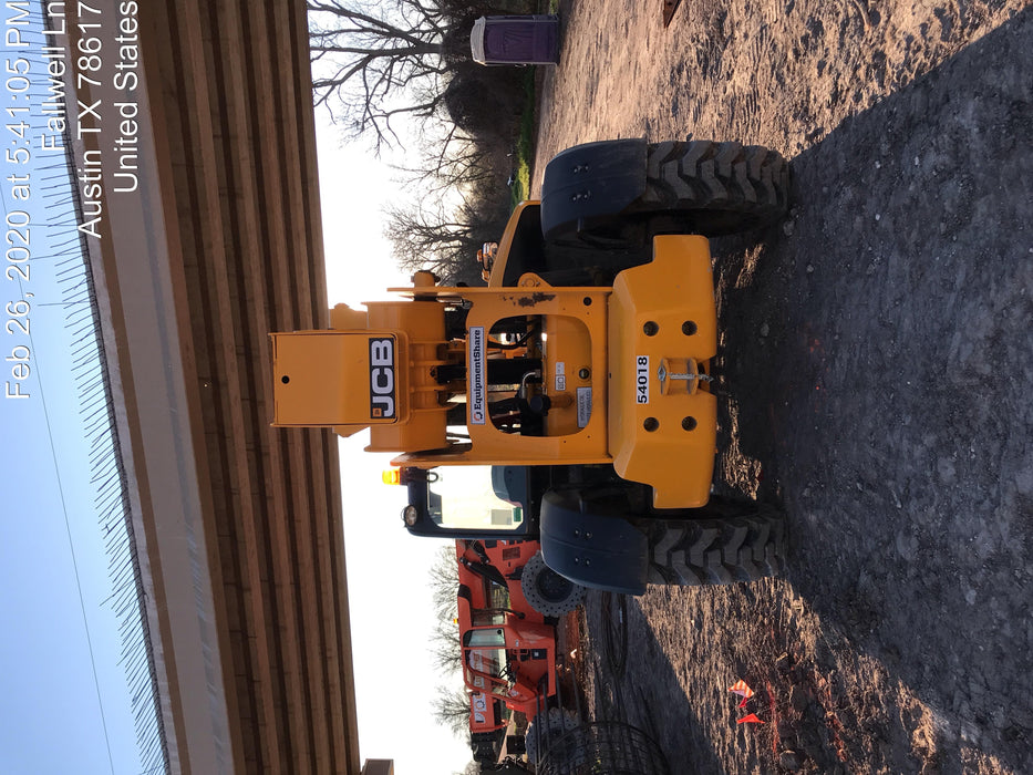 2019 JCB 510-56 Canopy, 74 HP, Solid Tires, STD Worklight, Beacon, Aux Hydraulics, Lifting Eye, Back up Alarm w/66" Carriage/60" Forks