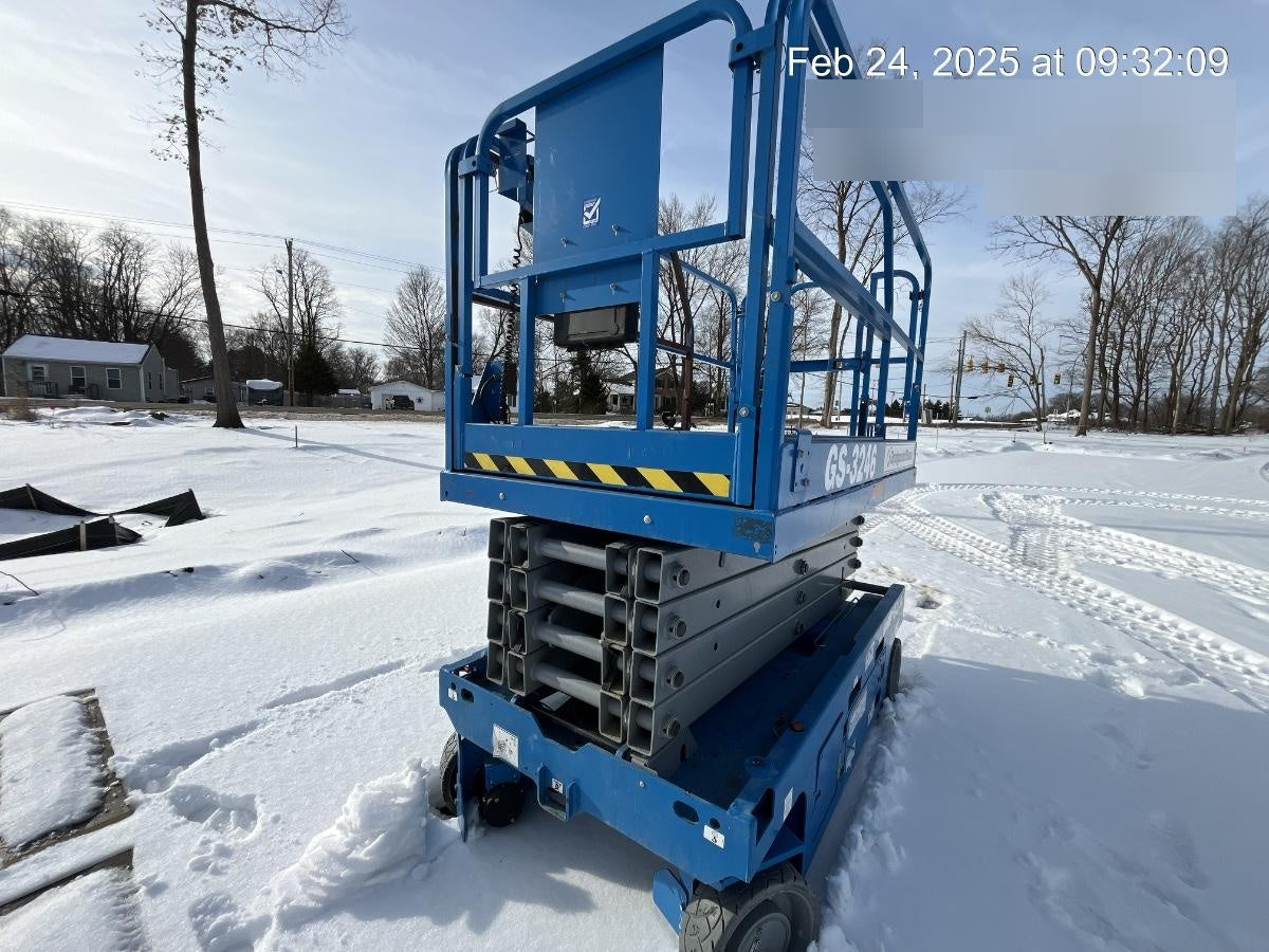 2022 GENIE GS-3246