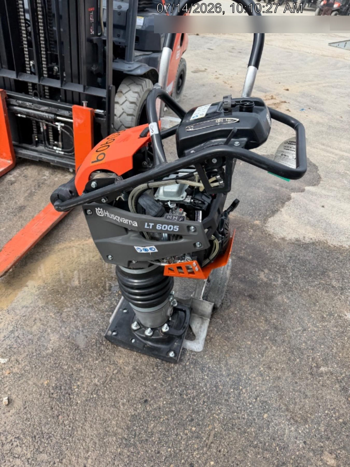 2025 HUSQVARNA LT6005
