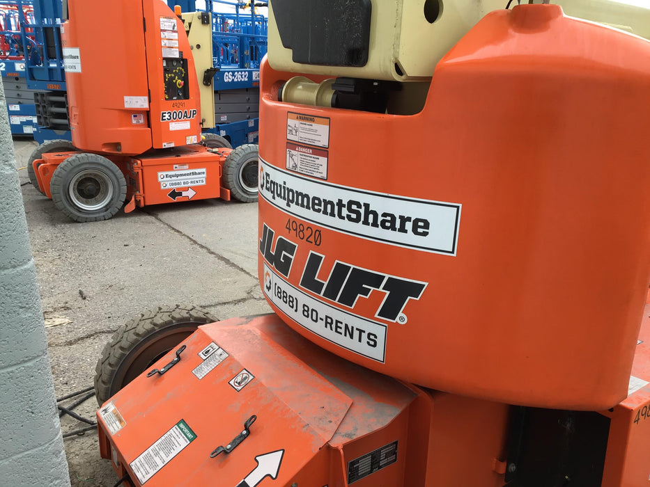 2019 JLG E400AJPN